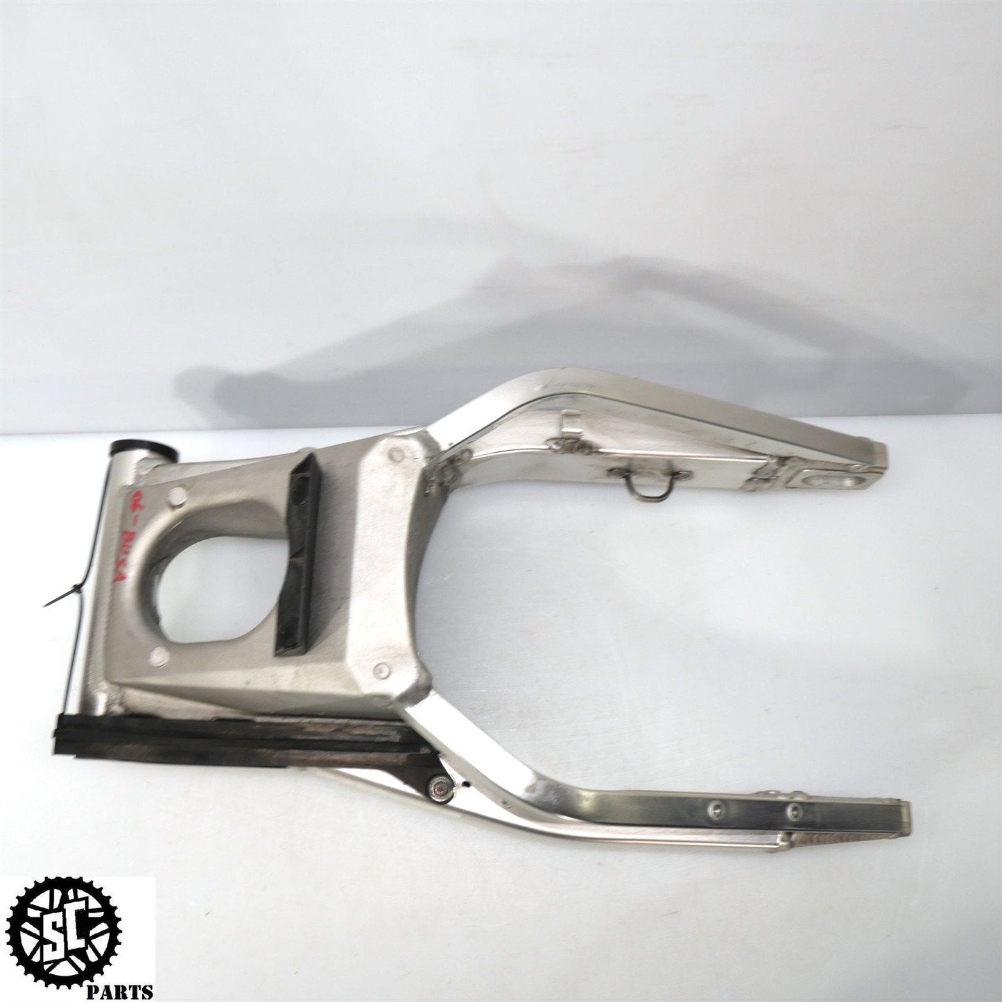 1999-2007 SUZUKI HAYABUSA REAR SWINGARM S30