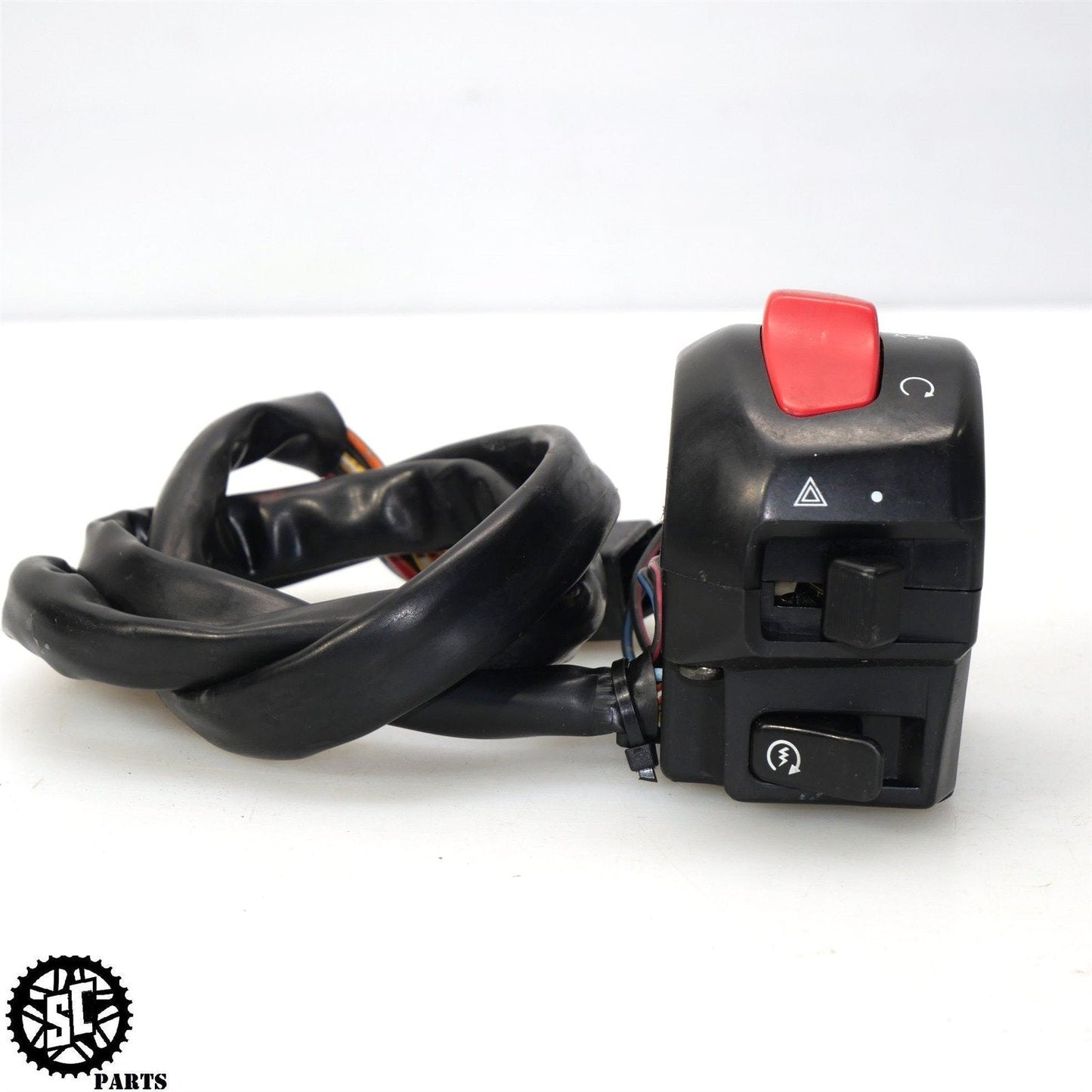 1999-2007 SUZUKI HAYABUSA RIGHT CONTROL SWITCH ON OFF START KILL S30