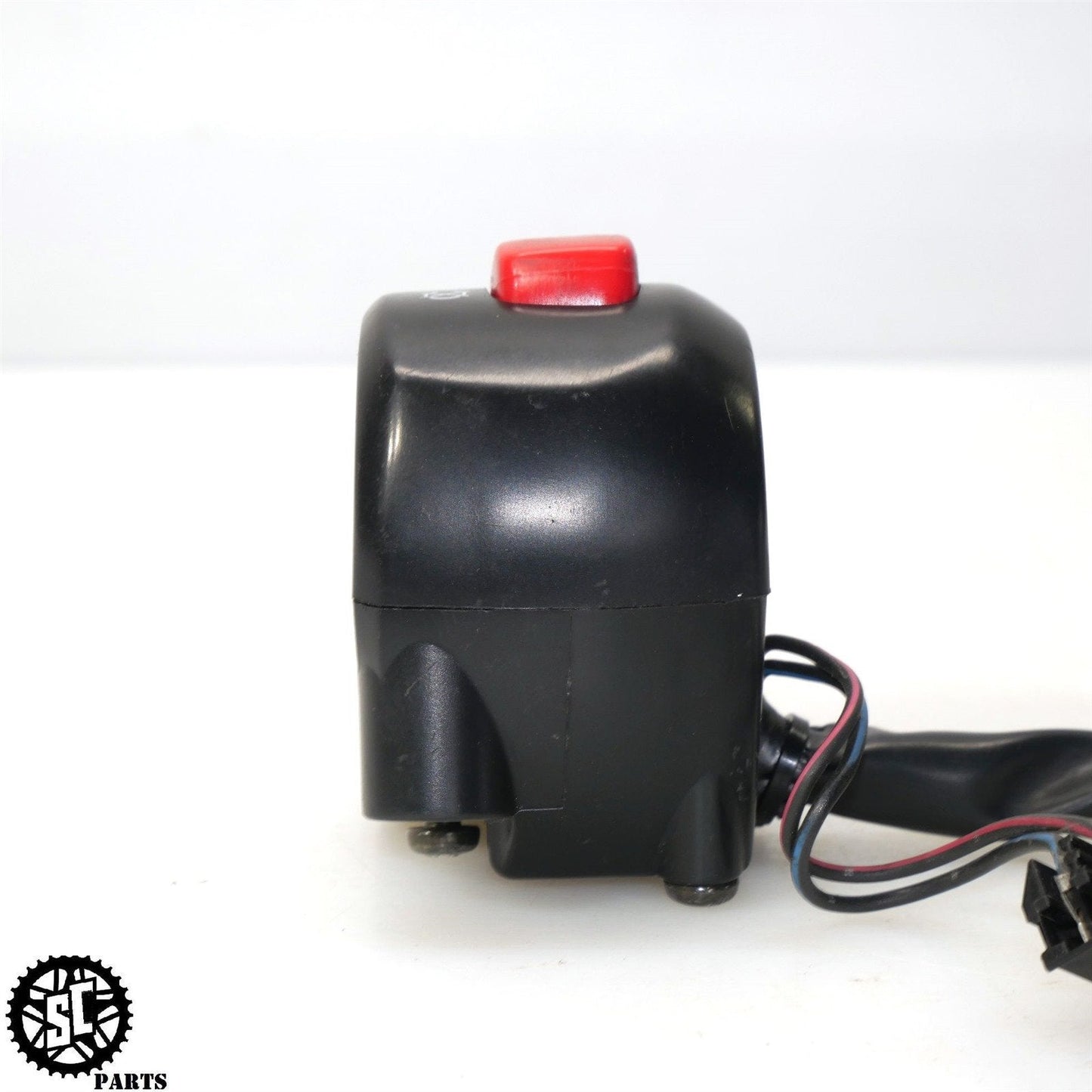 1999-2007 SUZUKI HAYABUSA RIGHT CONTROL SWITCH ON OFF START KILL S30