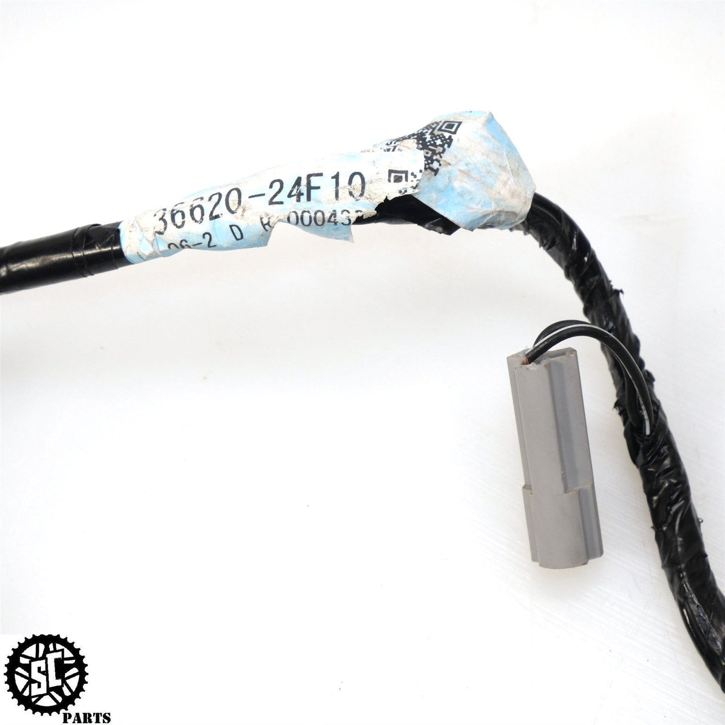 1999-2007 SUZUKI HAYABUSA FRONT HEADLIGHT WIRING HARNESS S30