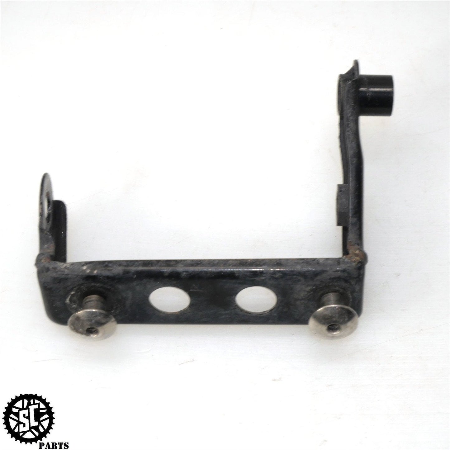 1999-2007 SUZUKI HAYABUSA LOWER UNDER BELLY PAN FAIRING BRACKET S30