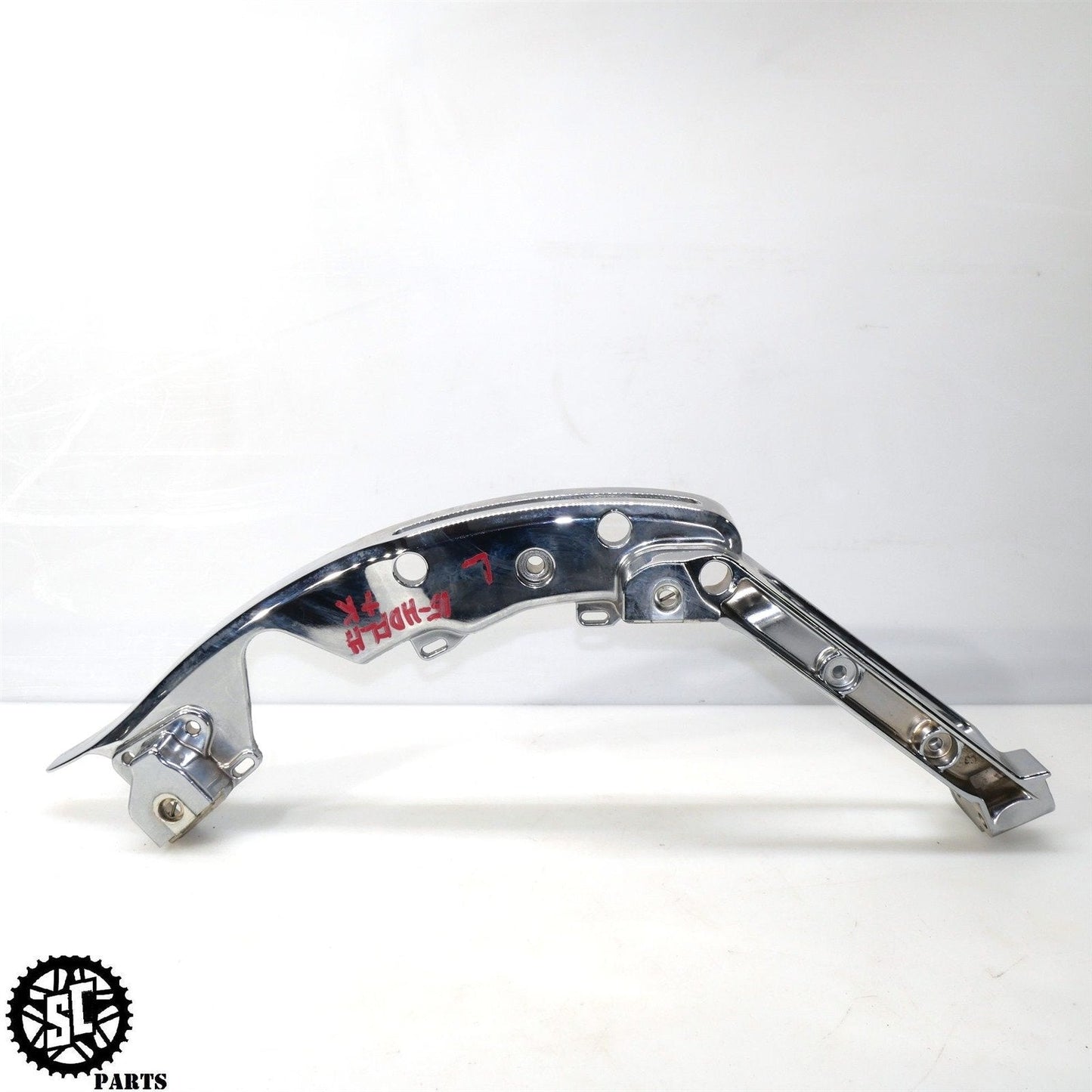 2014-2022 HARLEY STREET GLIDE LEFT SADDLEBAG SUPPORT BRACKET STRUT COVER HD20