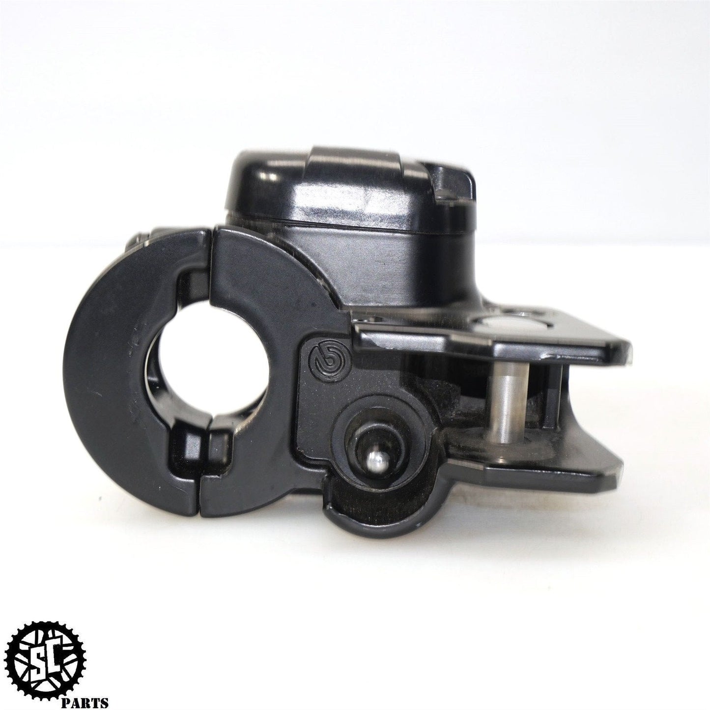 2017-2022 HARLEY-DAVIDSON ROAD GLIDE FRONT BRAKE MASTER CYLINDER HD17