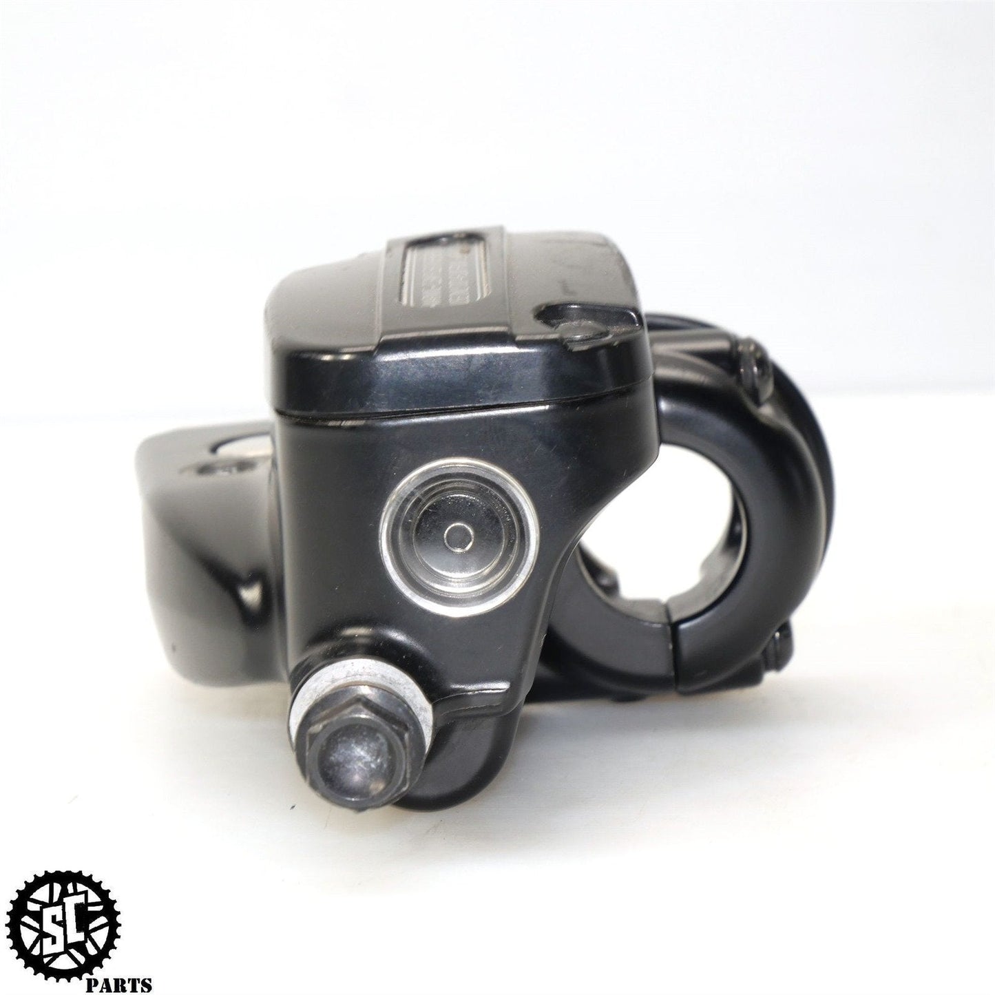 2017-2022 HARLEY-DAVIDSON ROAD GLIDE FRONT BRAKE MASTER CYLINDER HD17