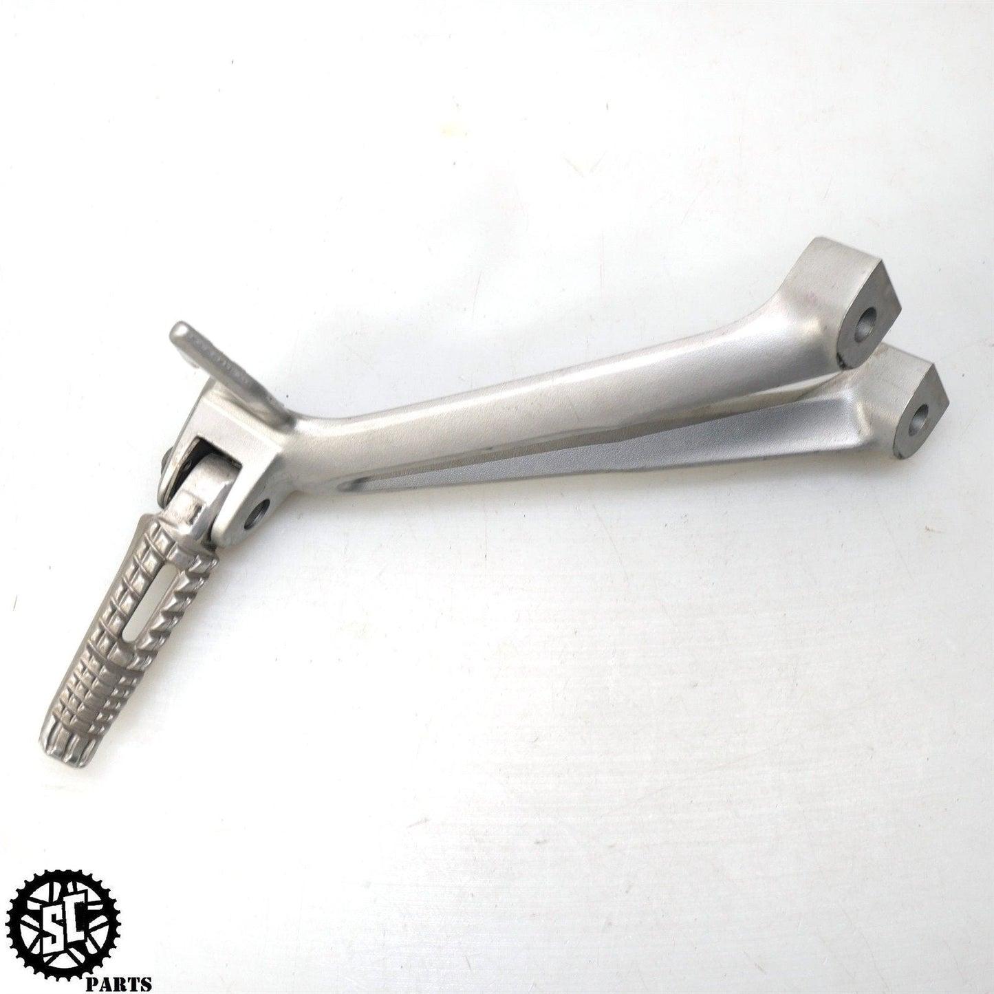 2006-2007 SUZUKI GSXR 600 750 REAR BACK PASSENGER LEFT RIGHT FOOT PEG S11