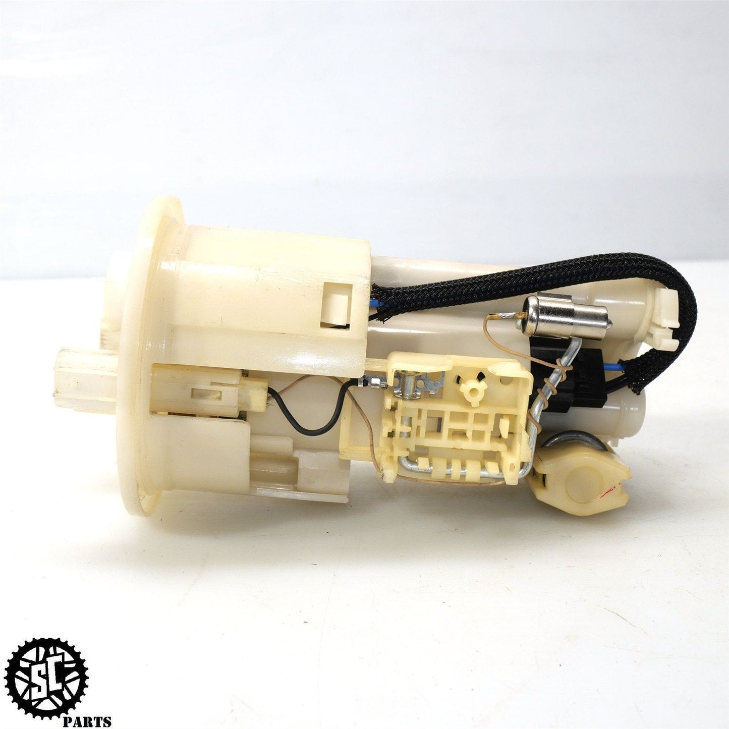 2007-2012 TRIUMPH STREET TRIPLE 675 FUEL PUMP T21