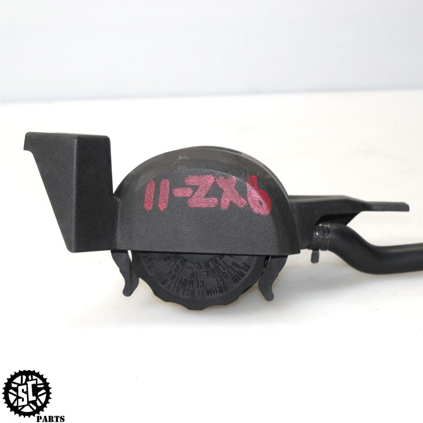 2009-2012 KAWASAKI NINJA ZX6R REAR BRAKE MASTER FLUID RESERVOIR TANK BOTTLE K15