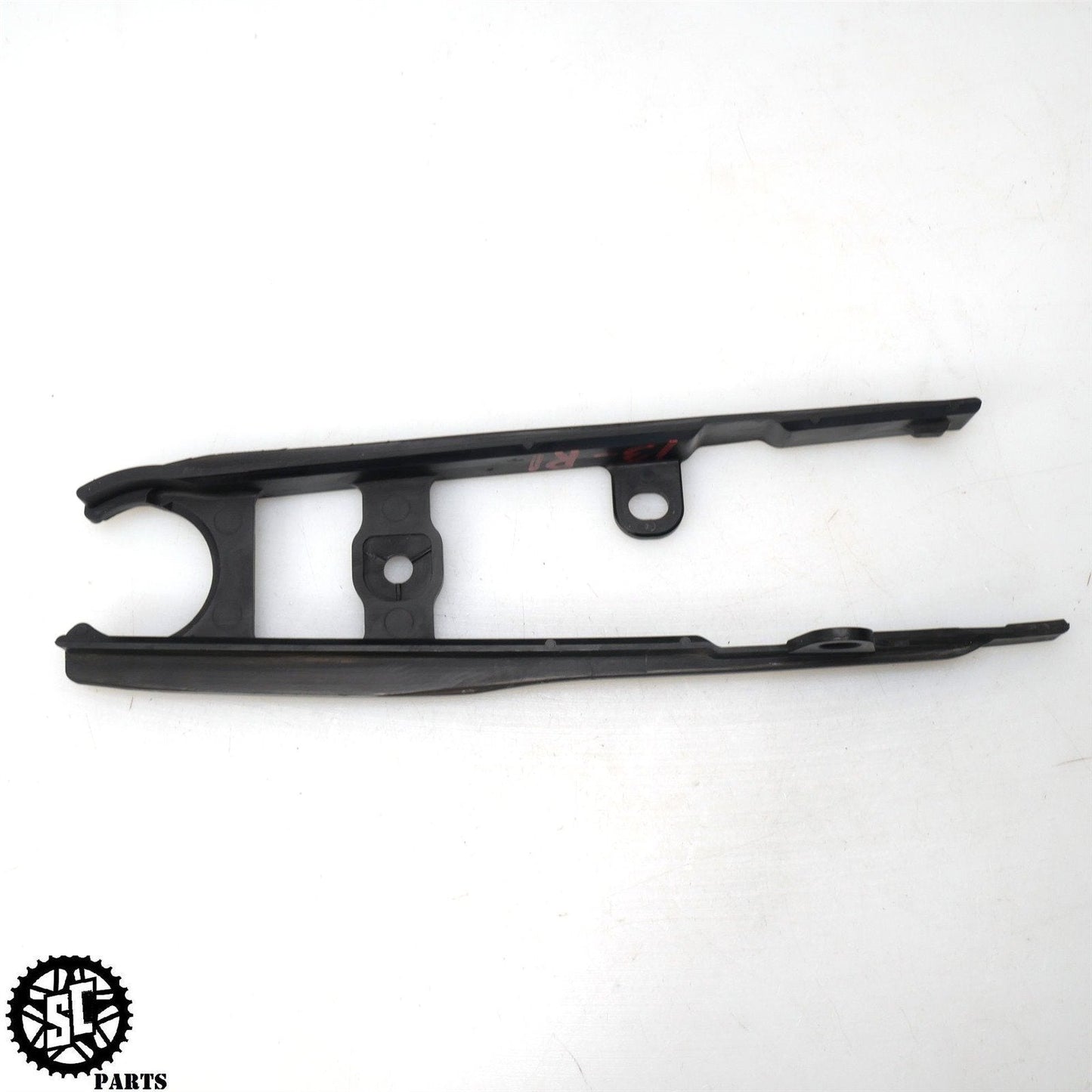 2009-2014 YAMAHA YZF R1 SWIGNARM CHAIN GUIDE SLIDER Y31