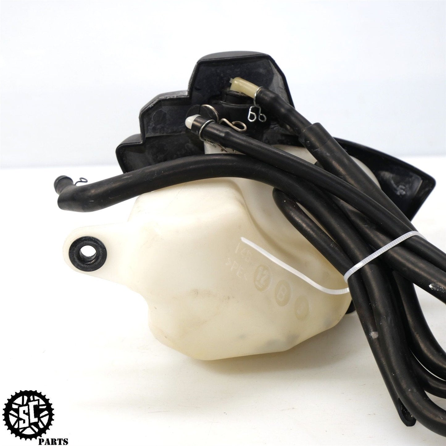 2009-2014 YAMAHA YZF R1 COOLANT OVERFLOW RESERVOIR TANK Y31