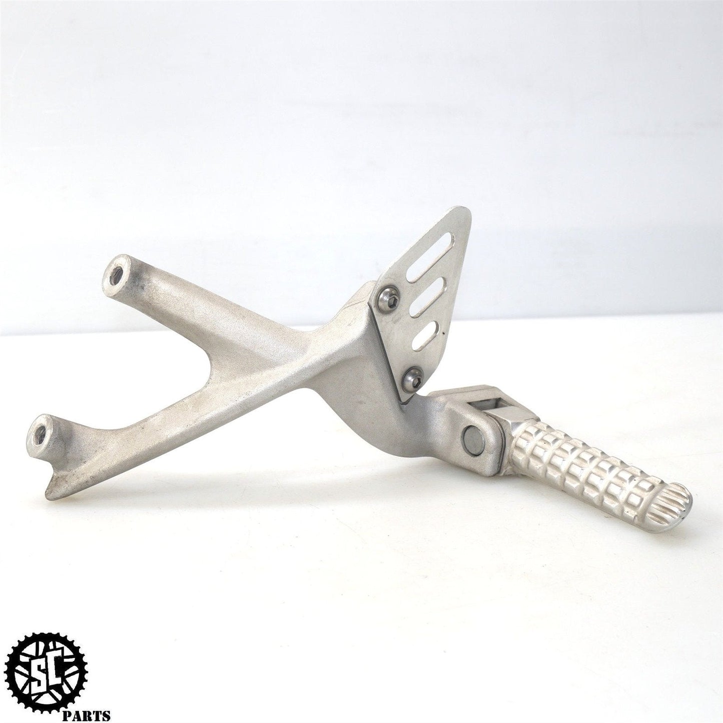 2011-2014 APRILIA TUONO V4R LEFT RIGHT BACK PASSENGER FOOT PEGS A04