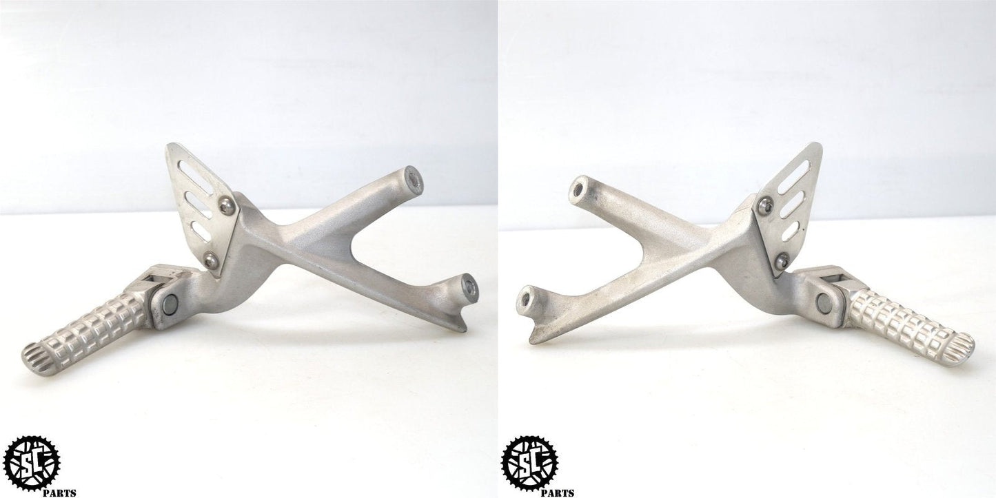 2011-2014 APRILIA TUONO V4R LEFT RIGHT BACK PASSENGER FOOT PEGS A04