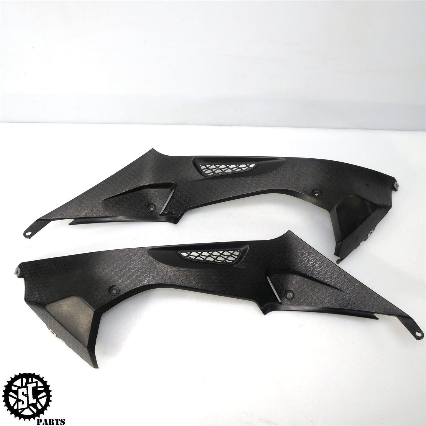 2010-2014 BMW S1000RR LEFT RIGHT GAS TANK SIDE FAIRING COVER COWL B22