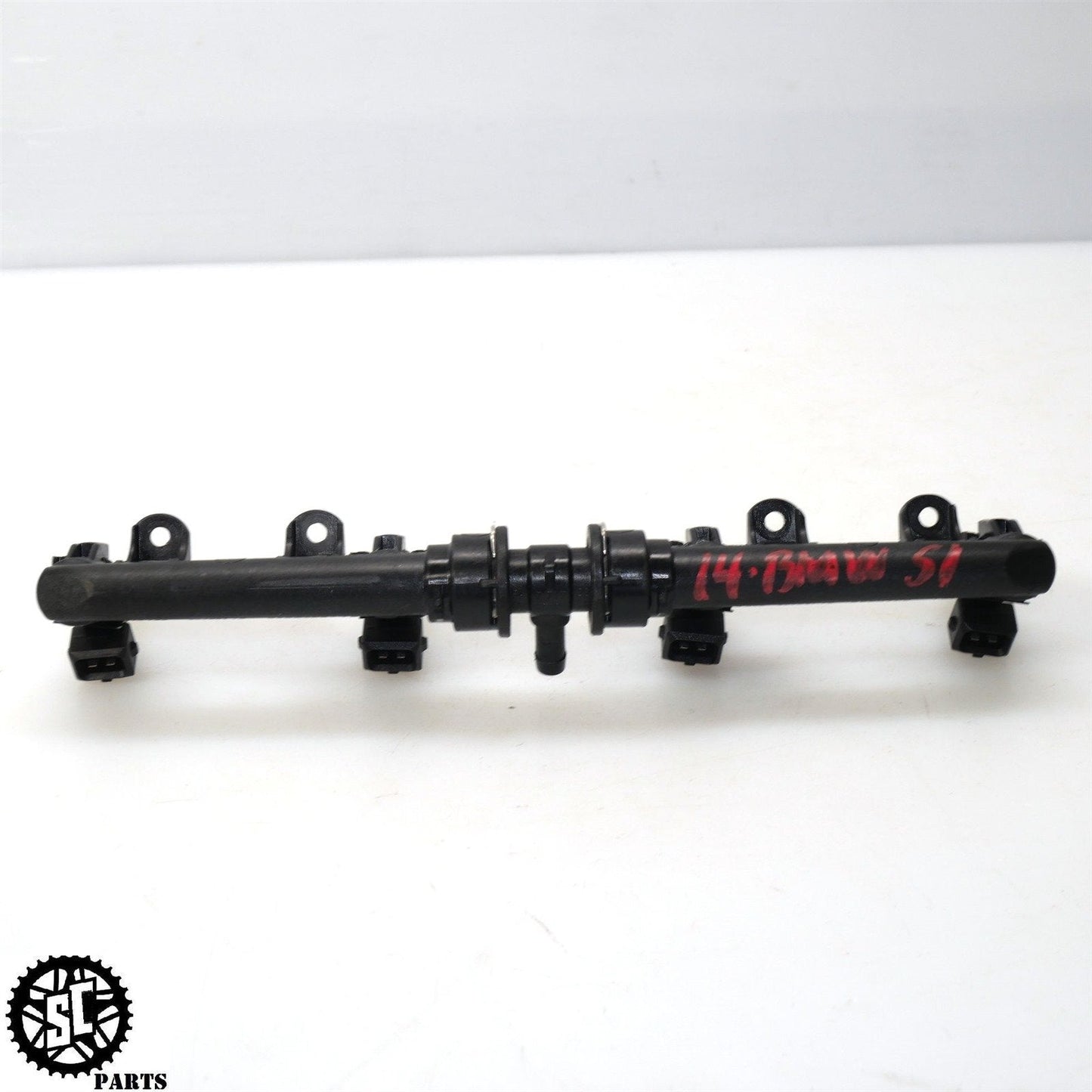 2010-2014 BMW S1000RR SECONDARY FUEL INJECTORS RAIL B22