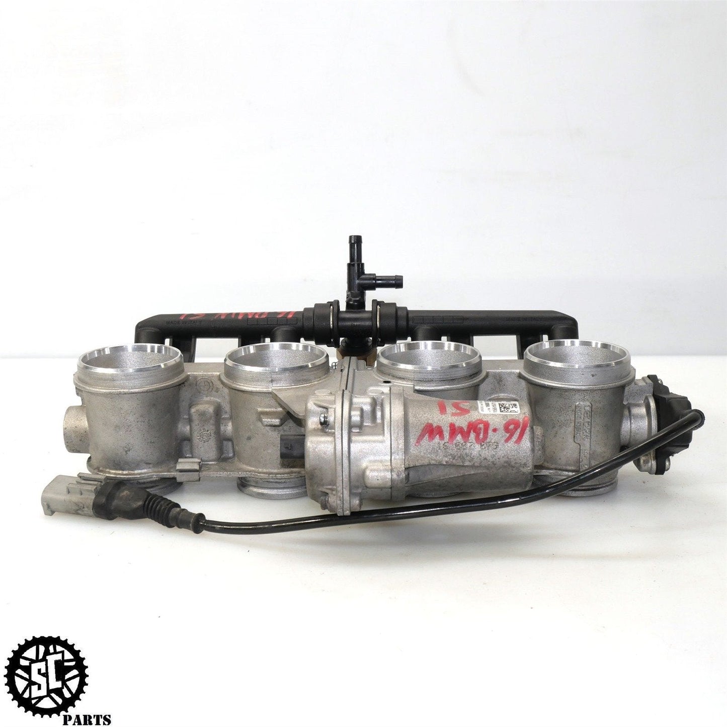 2015-2019 BMW S1000RR THROTTLE BODY MAIN FUEL INJECTORS B23