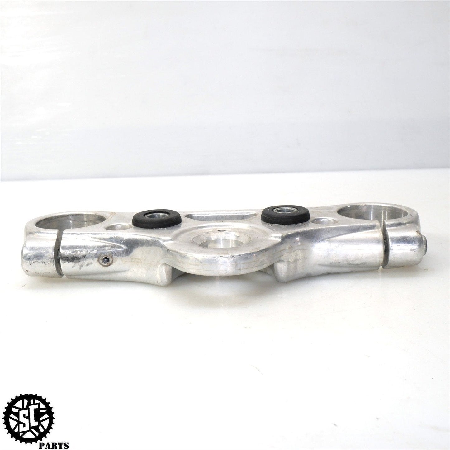 2007-2017 HARLEY-DAVIDSON DYNA UPPER TRIPLE TREE FORK CLAMP HD21