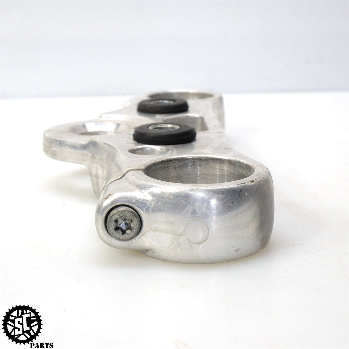 2007-2017 HARLEY-DAVIDSON DYNA UPPER TRIPLE TREE FORK CLAMP HD21