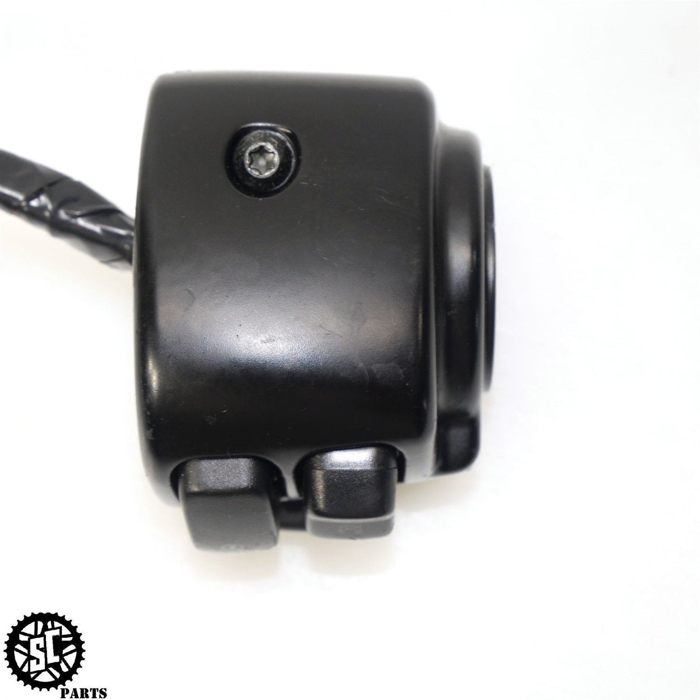 2007-2017 HARLEY-DAVIDSON DYNA RIGHT CONTROL SWITCH HOUSING START KILL HD21