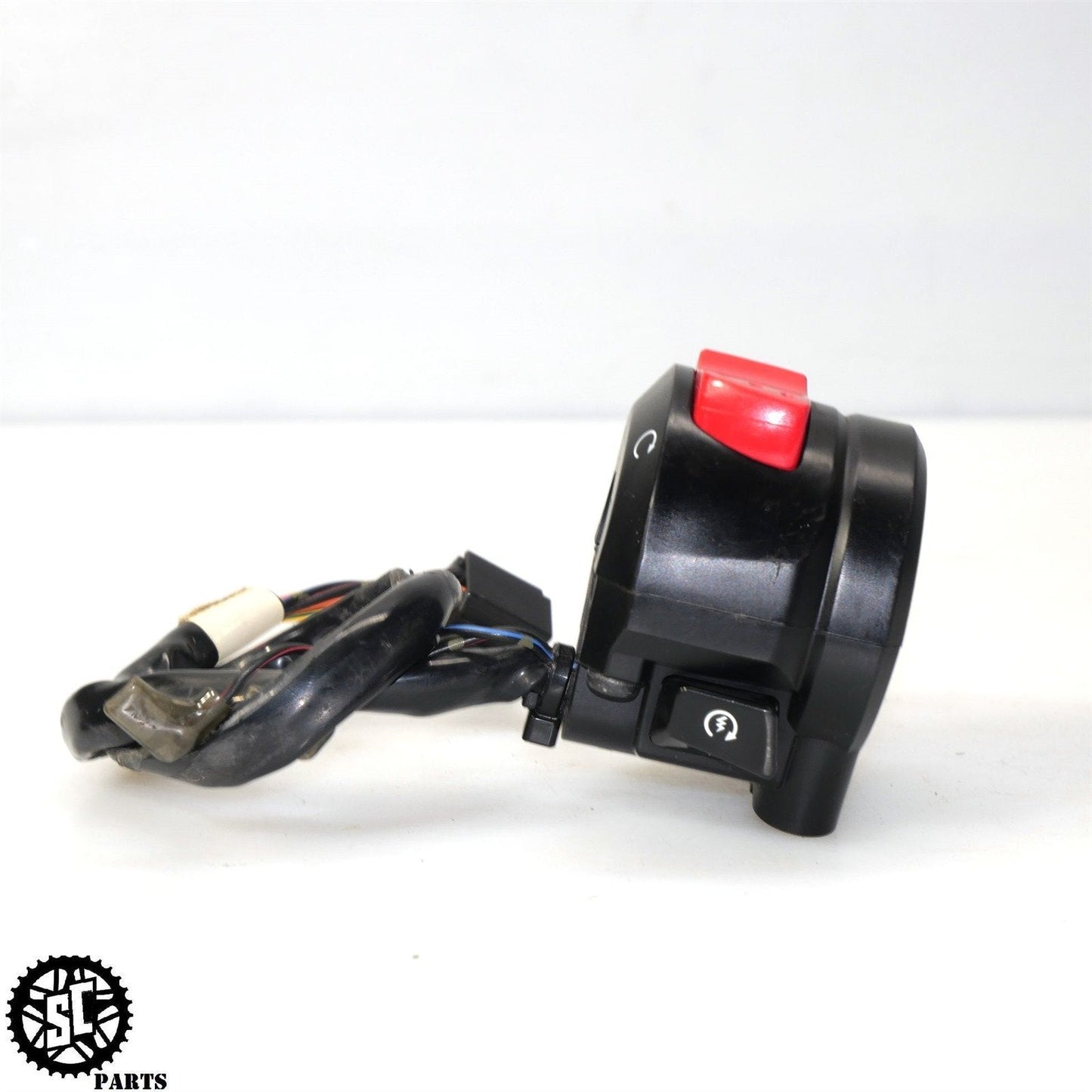 2006-2007 SUZUKI GSXR 600 750 RIGHT HANDLEBAR CONTROL SWITCH ON OFF KILL S58