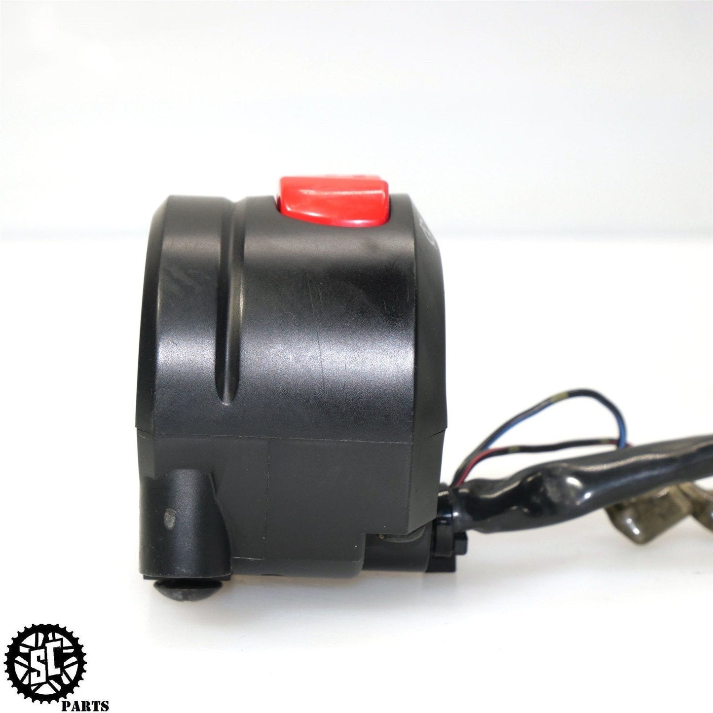 2006-2007 SUZUKI GSXR 600 750 RIGHT HANDLEBAR CONTROL SWITCH ON OFF KILL S58