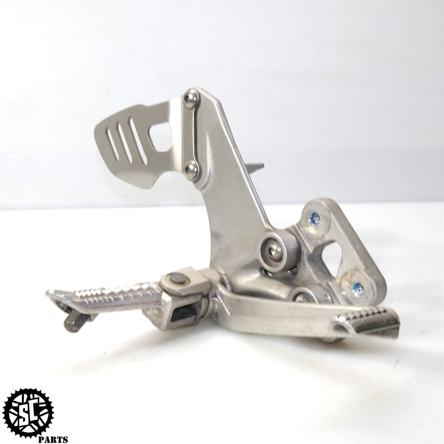 2006-2007 SUZUKI GSXR 600 750 FRONT RIGHT REARSET FOOT PEG BRAKE PEDAL S58