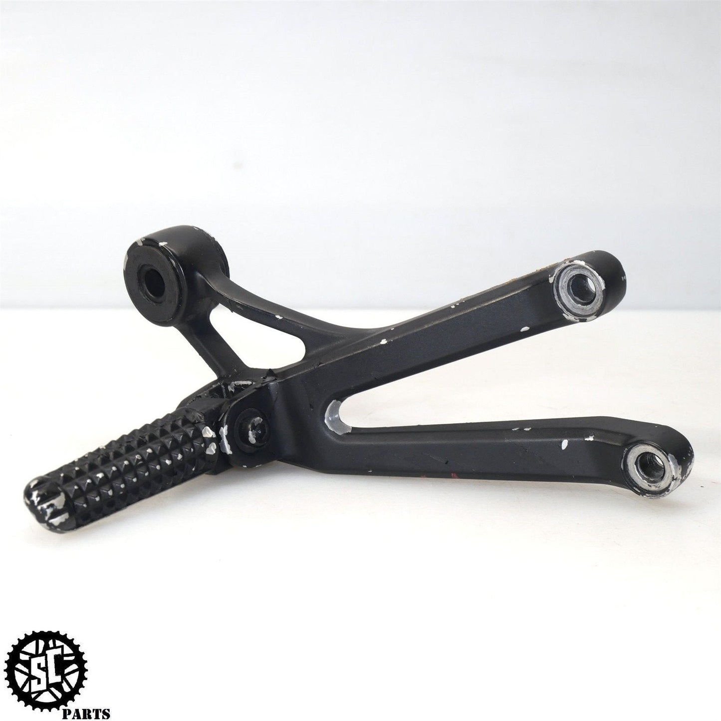 2002 2003 YAMAHA YZF R1 REAR BACK PASSENGER FOOT PEG LEFT RIGHT Y07