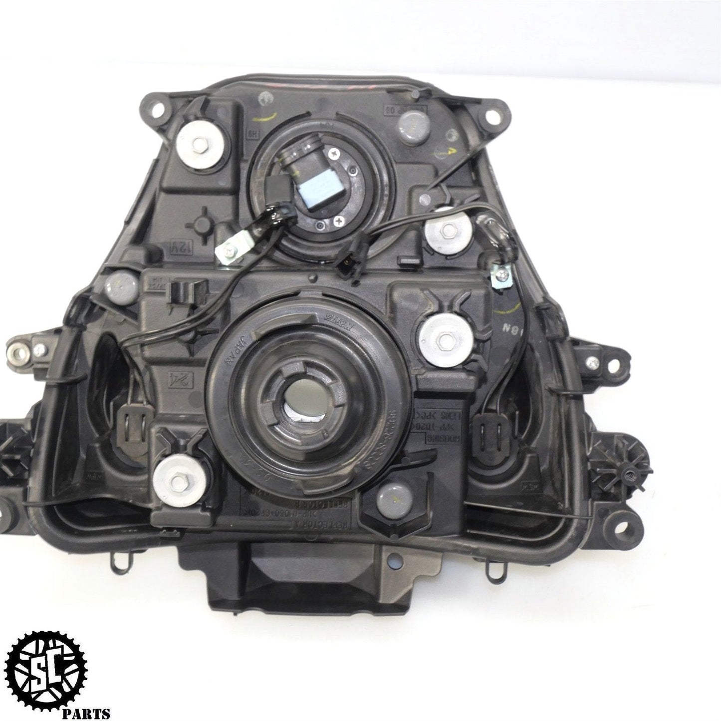2011-2020 SUZUKI GSXR 600 FRONT HEADLIGHT HEAD LIGHT LAMP FACTORY S16