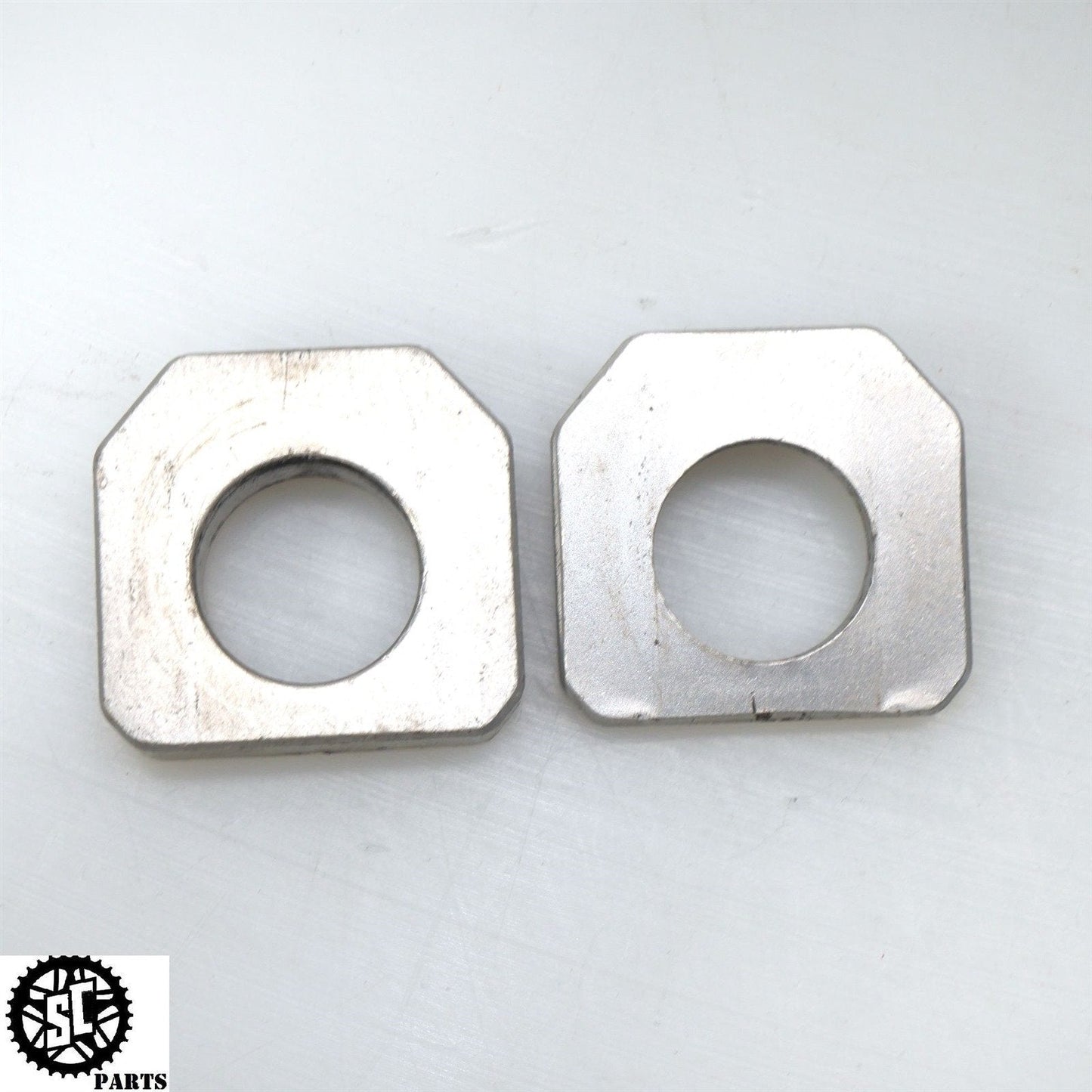 2006 2007 SUZUKI GSXR 600 750 SWINGARM CHAIN ADJUSTER TENSIONER AXLE BLOCKS S40