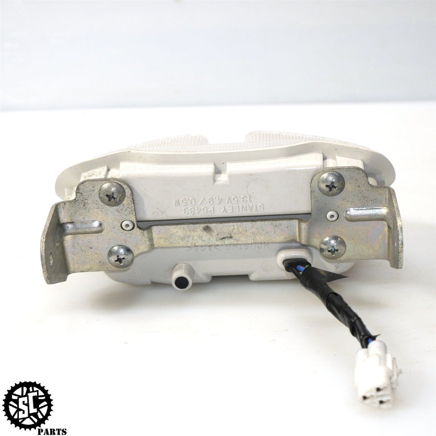 2006 2007 SUZUKI GSXR 600 750 REAR BACK TAIL BRAKE LIGHT OEM BRACKET S40