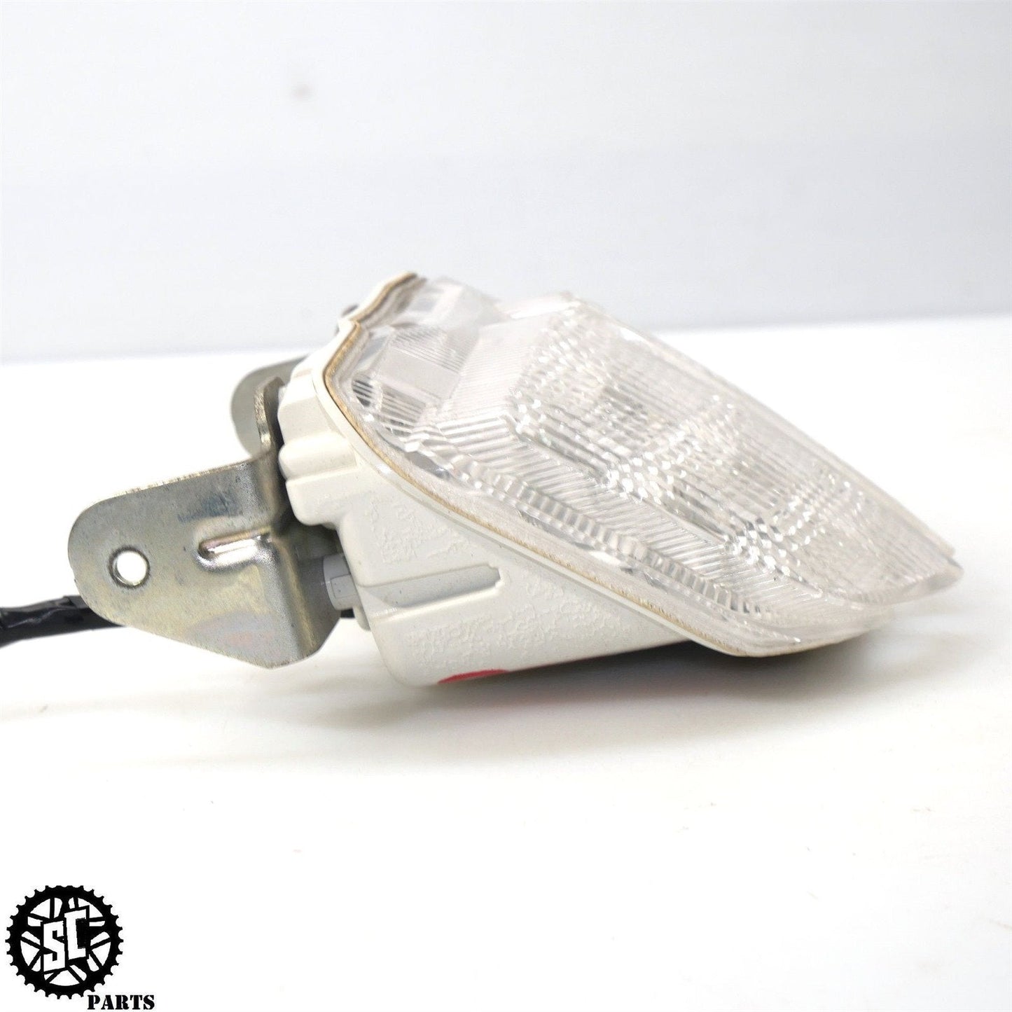 2006 2007 SUZUKI GSXR 600 750 REAR BACK TAIL BRAKE LIGHT OEM BRACKET S40