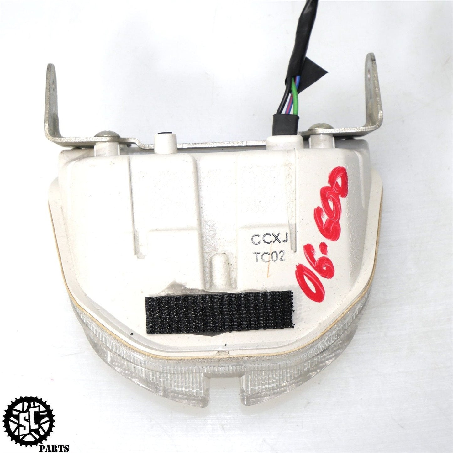 2006 2007 SUZUKI GSXR 600 750 REAR BACK TAIL BRAKE LIGHT OEM BRACKET S40