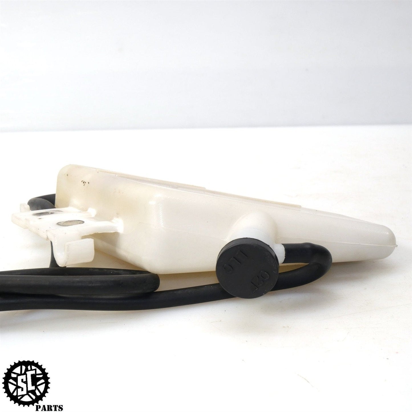 2006-2007 SUZUKI GSXR 600 750 COOLANT OVERFLOW RESERVOIR TANK BOTTLE S67