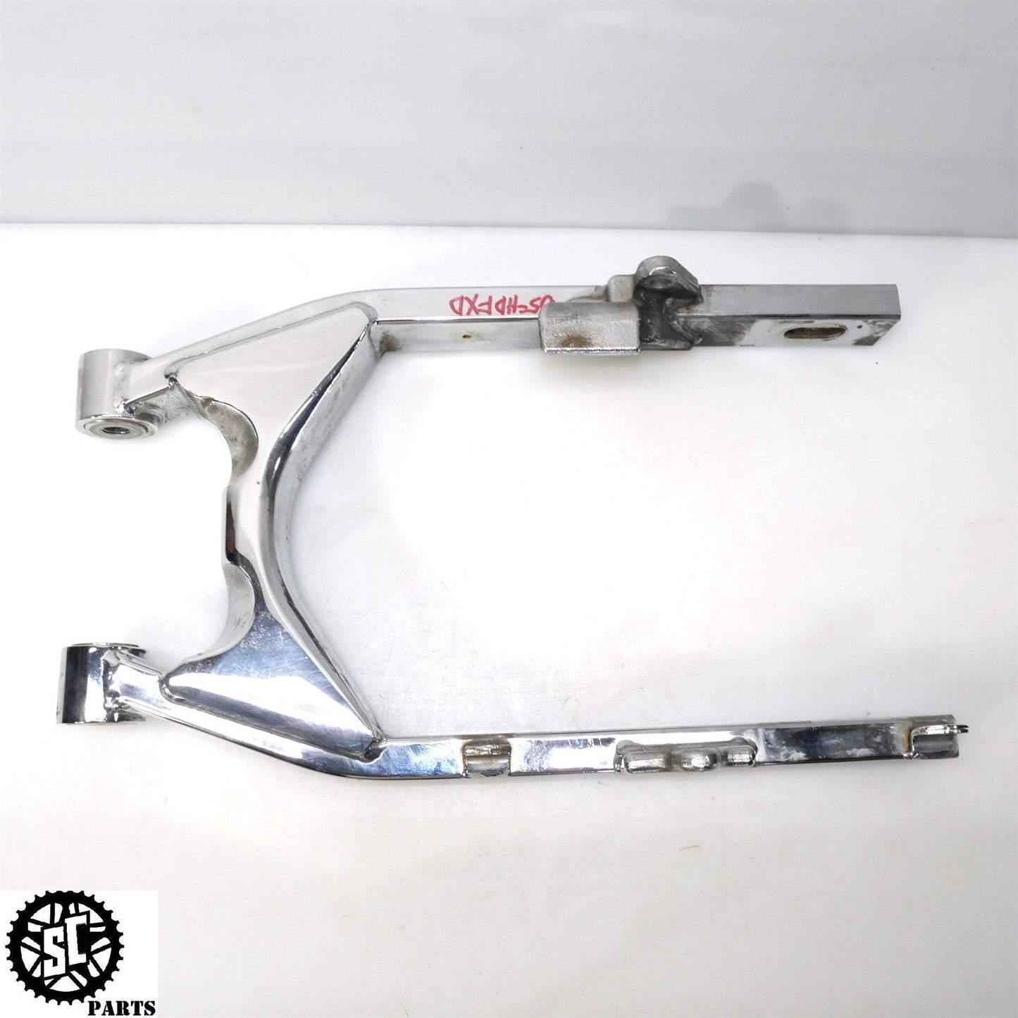 2005 HARLEY-DAVIDSON DYNA FXDWG REAR SWINGARM CHROME HD05