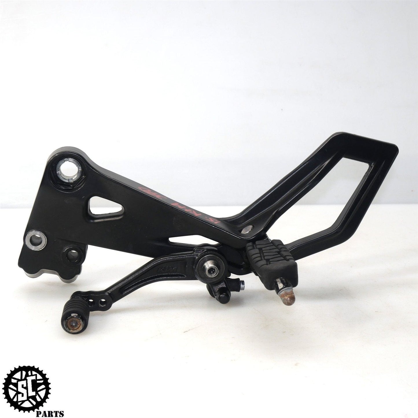 2014-2016 KTM RC 390 FRONT LEFT REARSET FOOT PEG SHIFTER PEDAL BRACKET KT13
