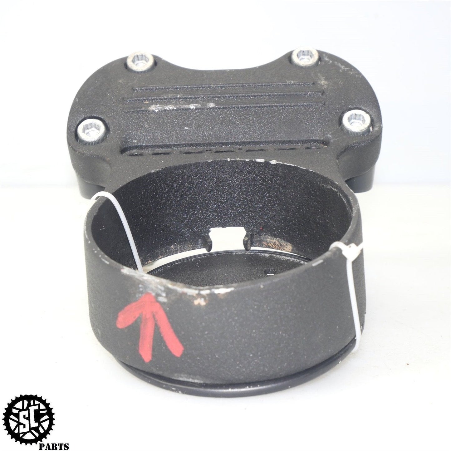2014-2020 HARLEY SPORSTER IRON 883 SPEEDOMETER GAUGE MOUNT BRACKET HD69