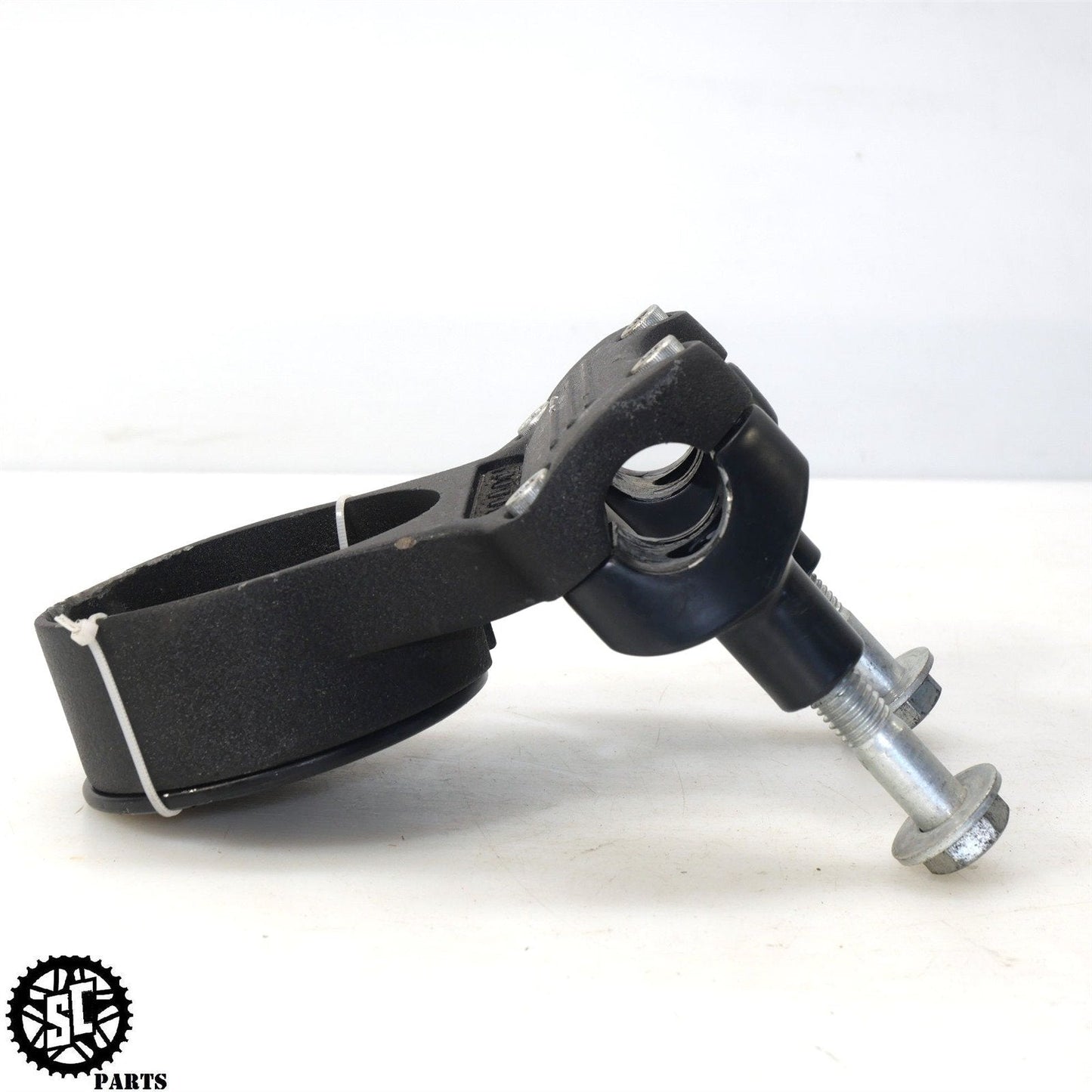 2014-2020 HARLEY SPORSTER IRON 883 SPEEDOMETER GAUGE MOUNT BRACKET HD69