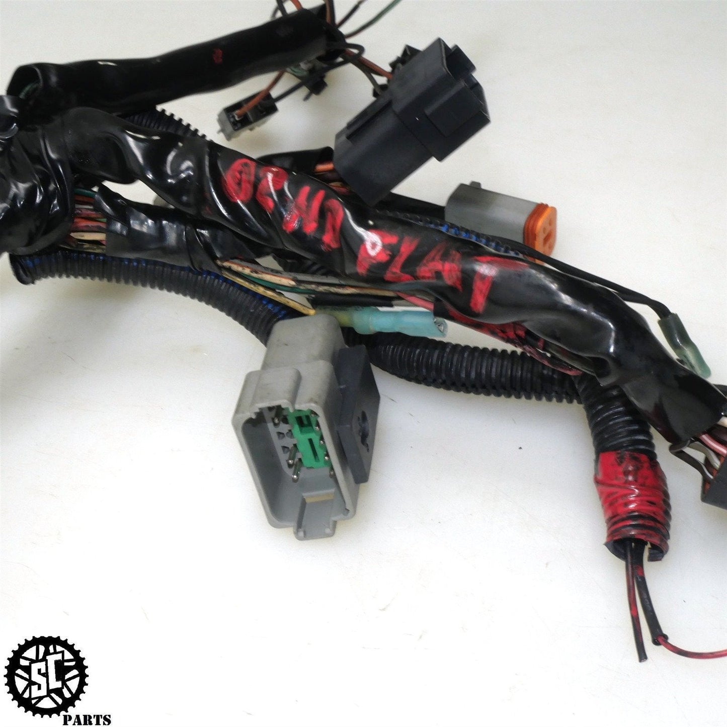 00 - 06 HARLEY DAVIDSON ELECTRA GLIDE FRONT RADIO WIRING HARNESS 70232 - 00 H46 - SALVAGECYCLEPARTS