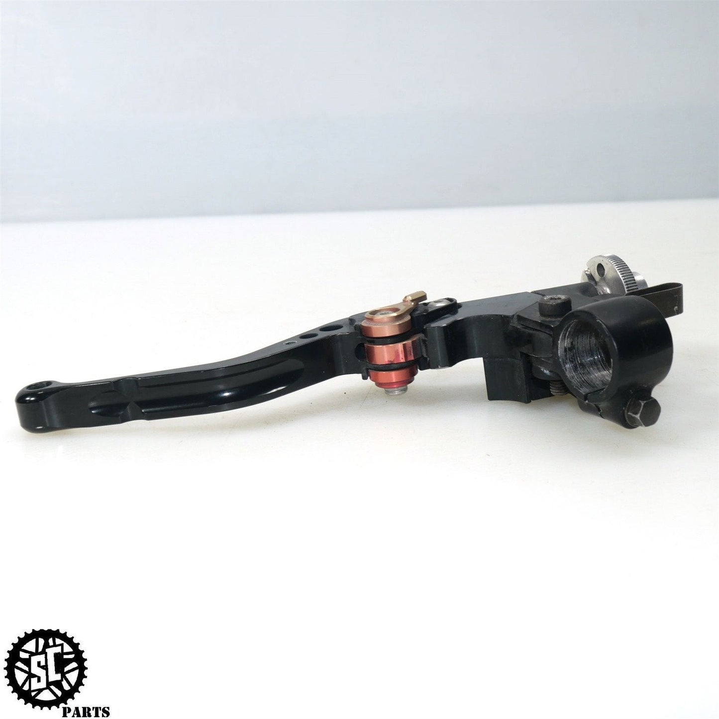 01 - 03 2002 SUZUKI GSXR600 CLUTCH PERCH CABLE LEVER BRACKET S36 - SALVAGECYCLEPARTS