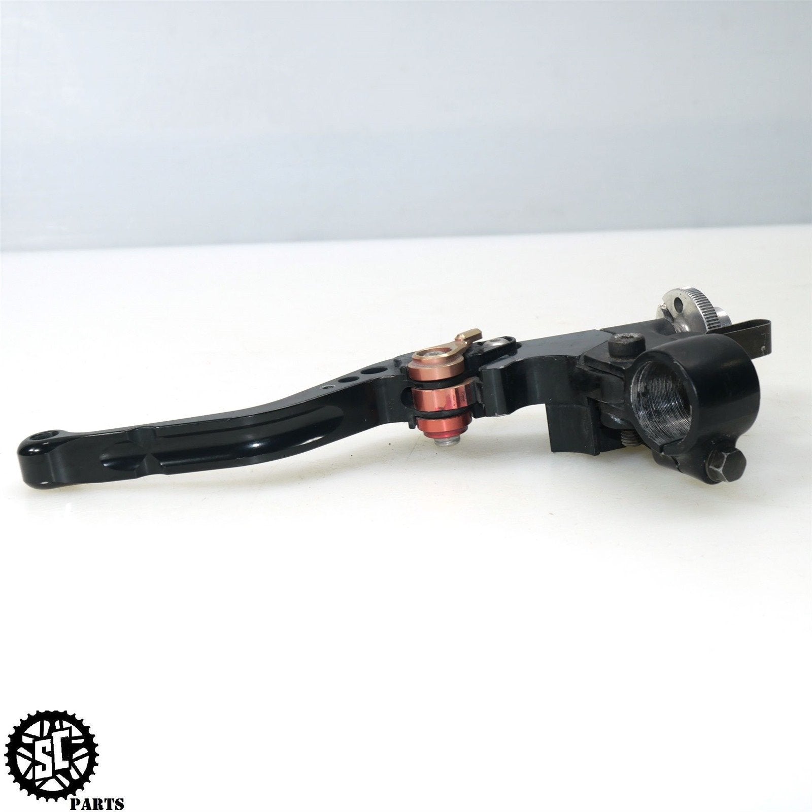 01 - 03 2002 SUZUKI GSXR600 CLUTCH PERCH CABLE LEVER BRACKET S36 - SALVAGECYCLEPARTS