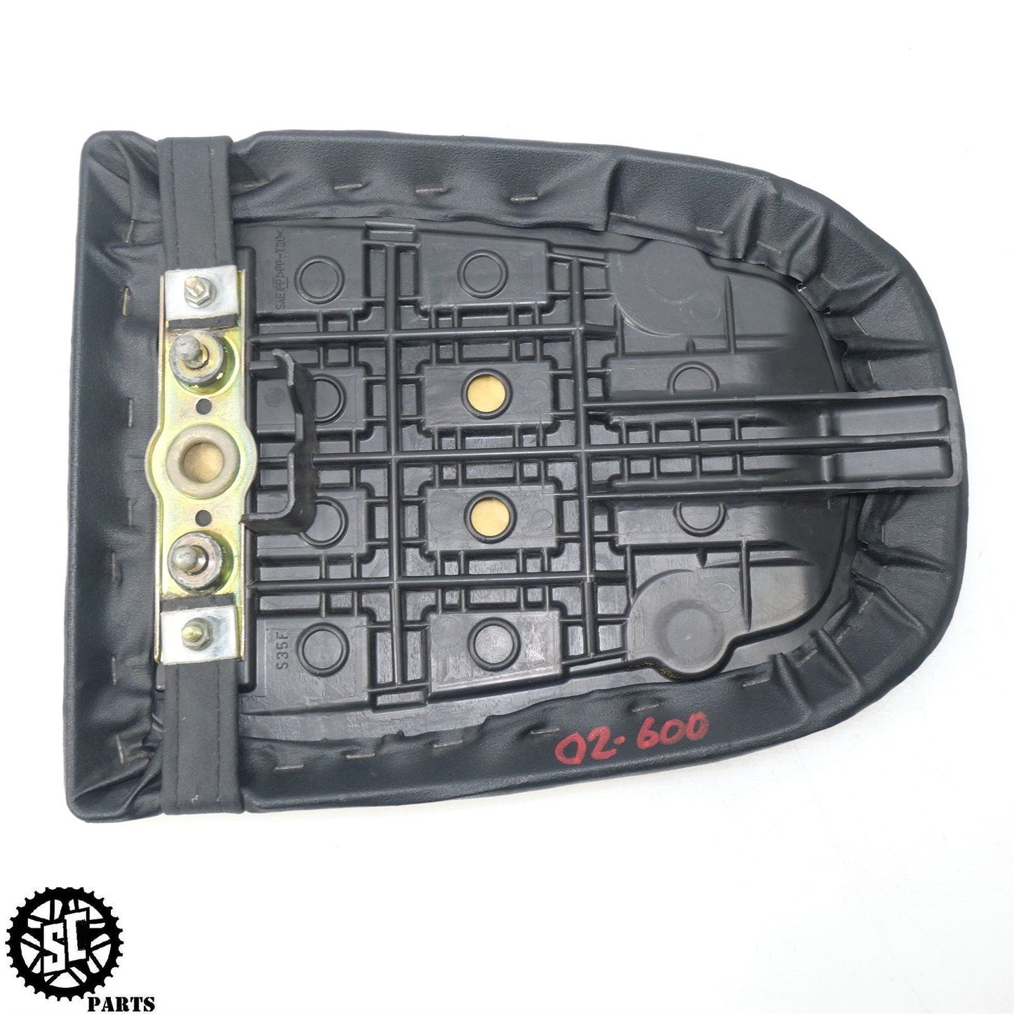 01 - 03 2002 SUZUKI GSXR600 REAR PASSENGER SEAT S36 - SALVAGECYCLEPARTS