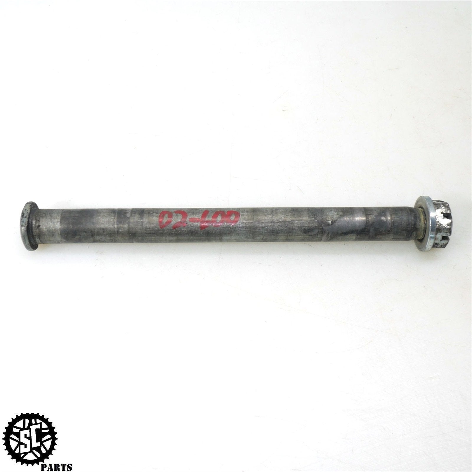 01 - 03 2002 SUZUKI GSXR600 REAR WHEEL AXLE BOLT S36 - SALVAGECYCLEPARTS