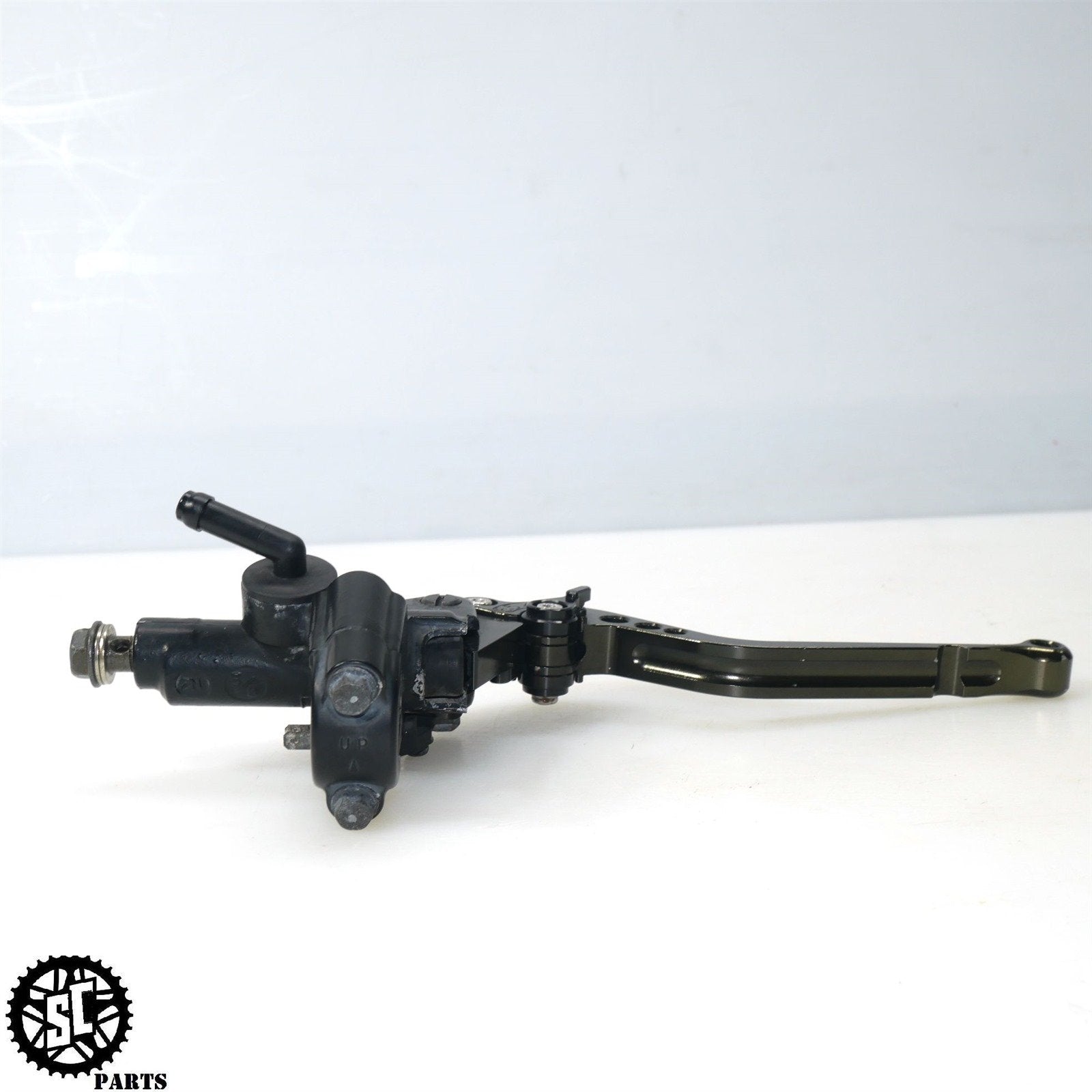 01 - 03 SUZUKI GSXR 600 FRONT BRAKE MASTER CYLINDER CLUTCH LEVER S30 - SALVAGECYCLEPARTS