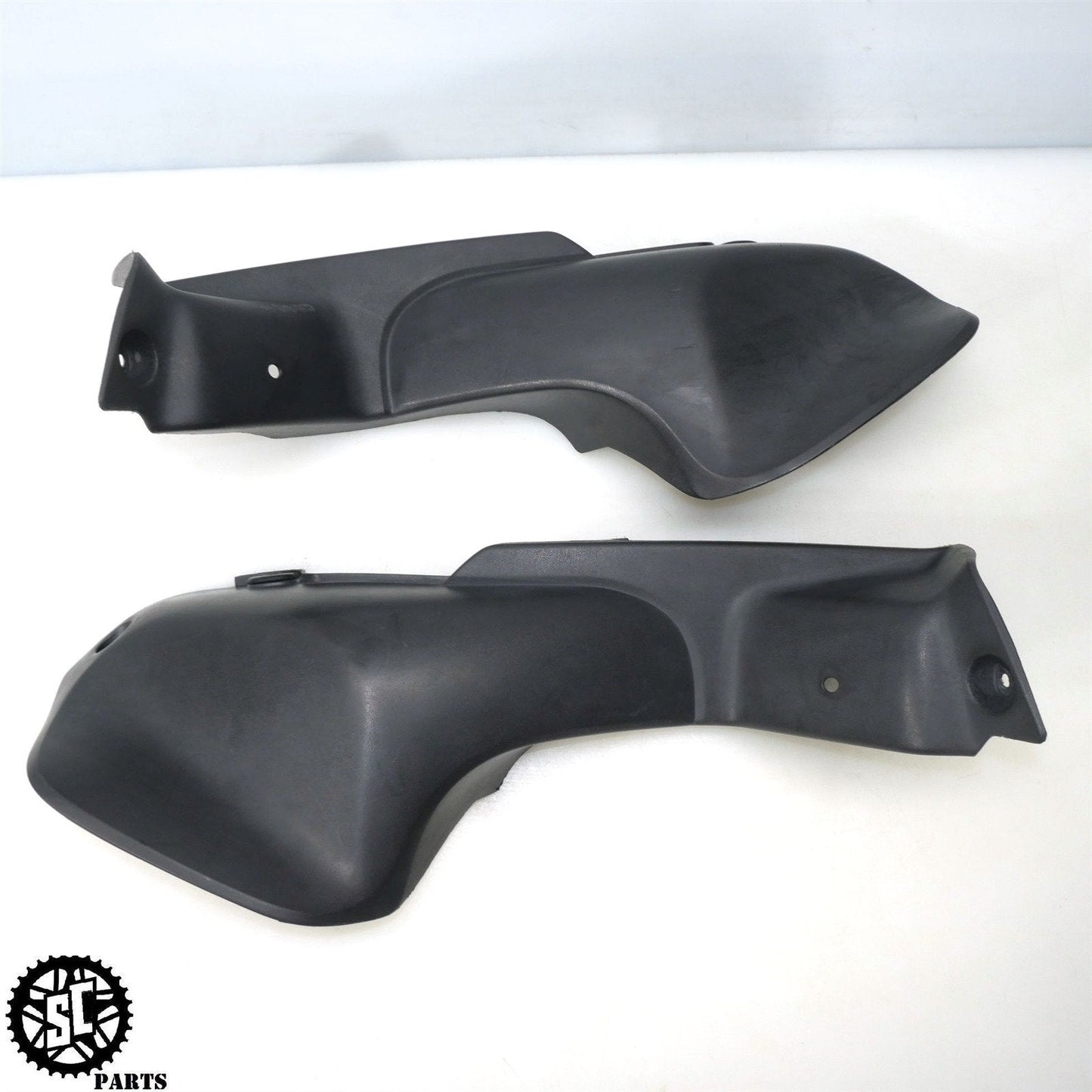 01 - 06 HONDA CBR 600 F4i LEFT RIGHT INNER DASH FAIRING AIR TUBE COVER H08 - SALVAGECYCLEPARTS