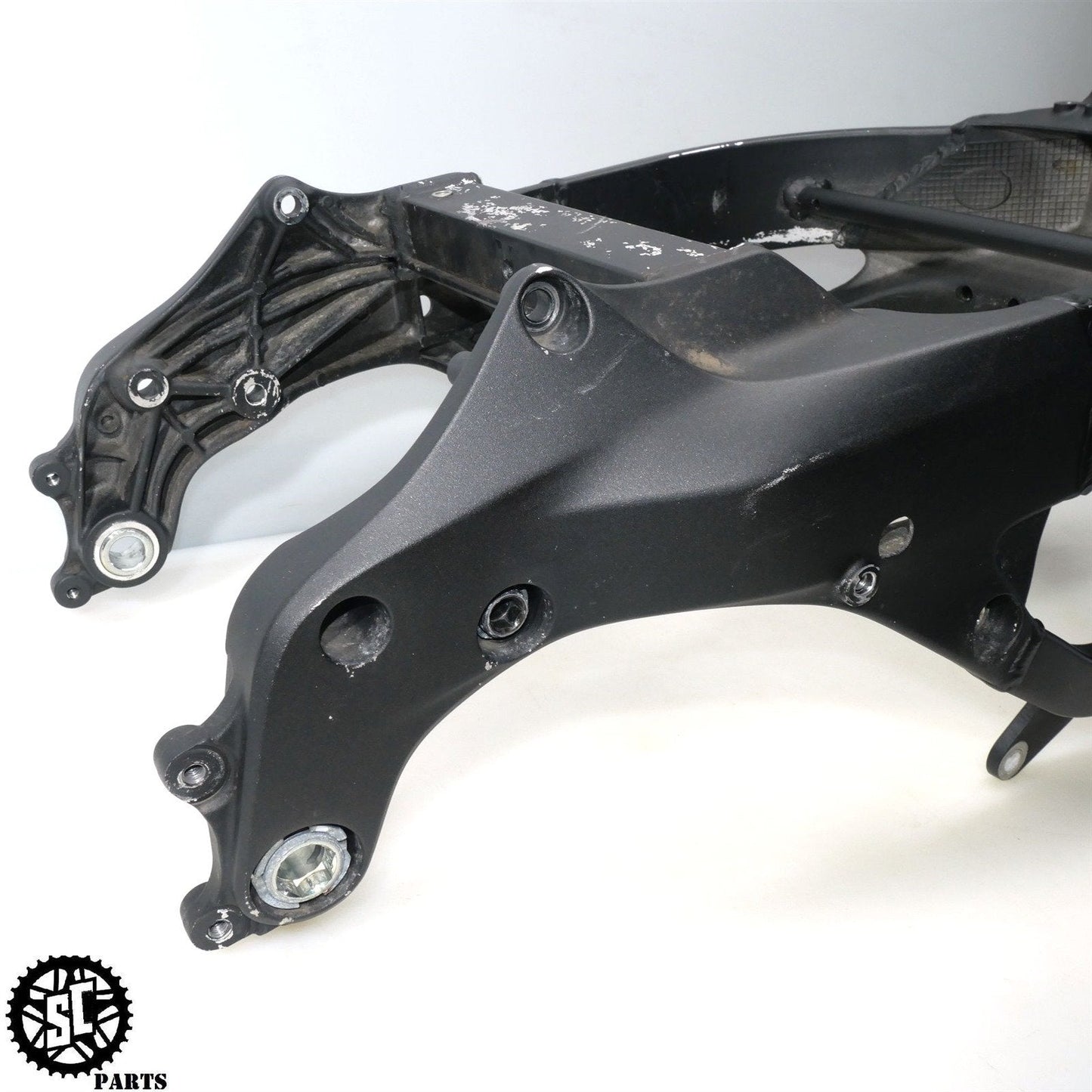 01 - 06 HONDA CBR 600 F4i MAIN FRAME CHASSIS *S* H08 - SALVAGECYCLEPARTS