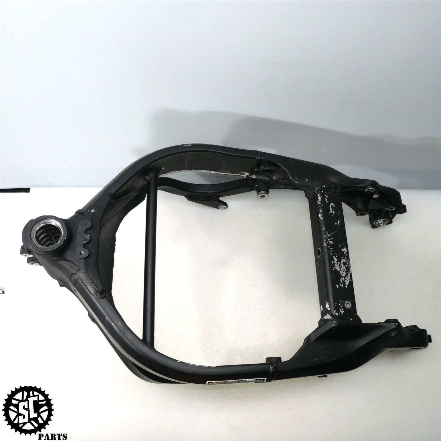 01 - 06 HONDA CBR 600 F4i MAIN FRAME CHASSIS *S* H08 - SALVAGECYCLEPARTS