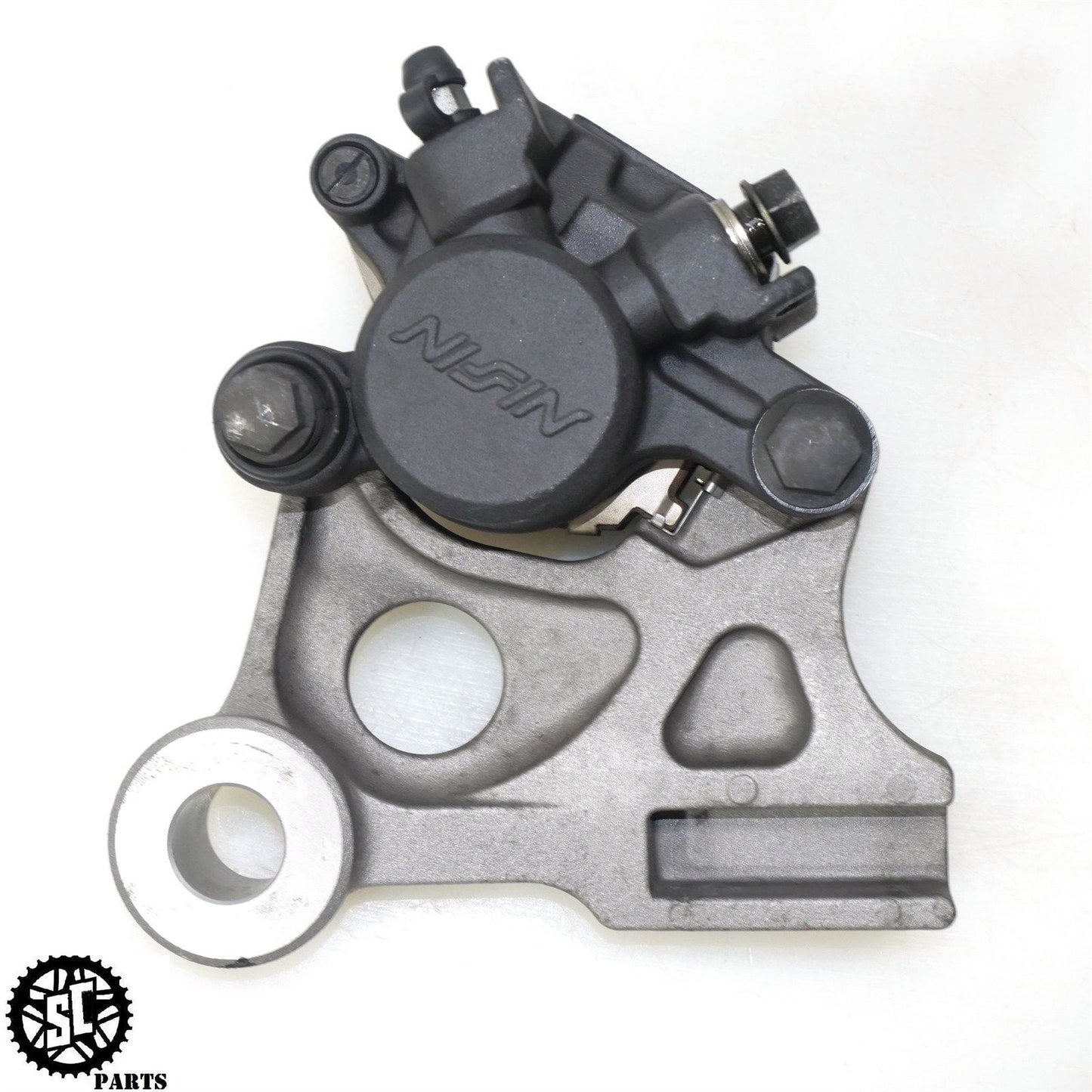 01 - 06 HONDA CBR 600 F4i REAR BRAKE CALIPER 43150 - MBW - 006 H08 - SALVAGECYCLEPARTS