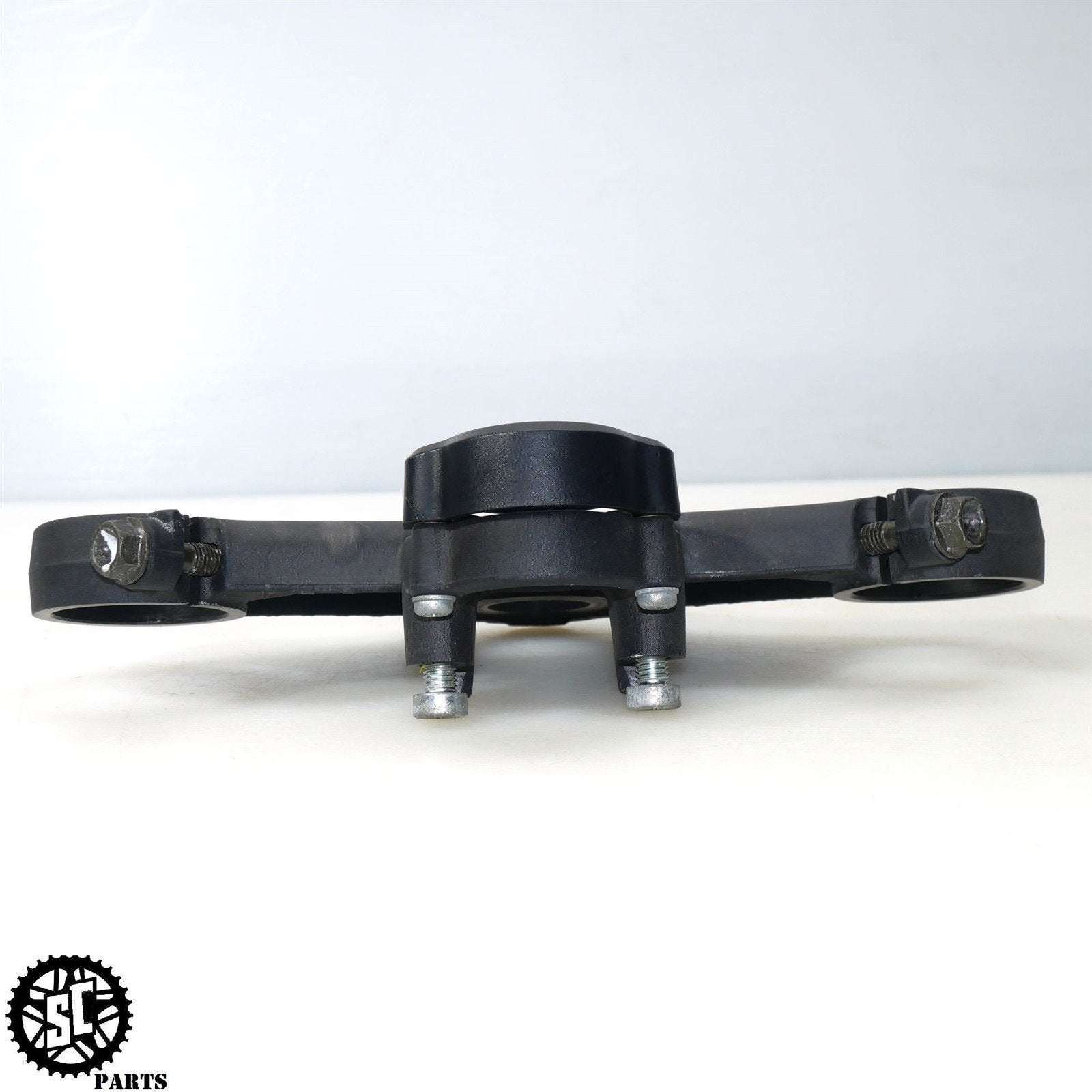 01 - 06 HONDA CBR 600 F4i UPPER TRIPLE TREE CLAMP H08 - SALVAGECYCLEPARTS