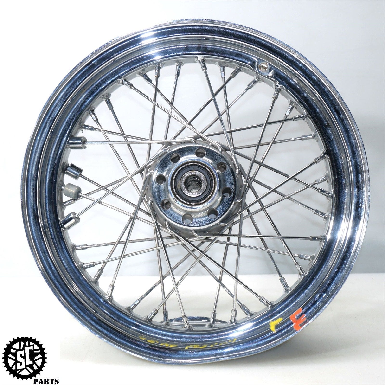 01 - 07 2005 HARLEY DAVIDSON SOFTAIL FRONT WHEEL RIM SPOKE 3/4 43011 - 05 HD16 - SALVAGECYCLEPARTS