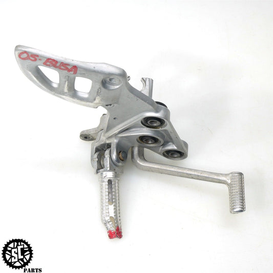 01 - 07 2005 SUZUKI HAYABUSA RIGHT REARSET FOOT PEG BRAKE PEDAL S65 - SALVAGECYCLEPARTS