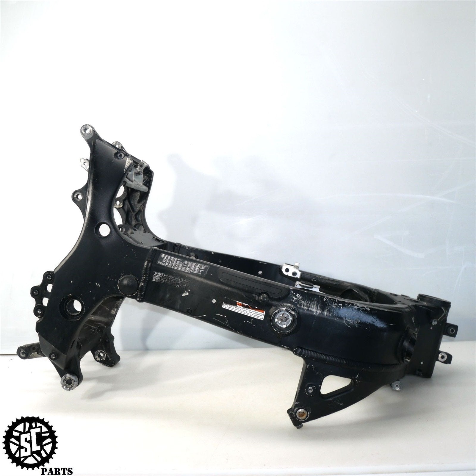 01 - 07 SUZUKI HAYABUSA CHASSIS FRAME *S* S09 - SALVAGECYCLEPARTS