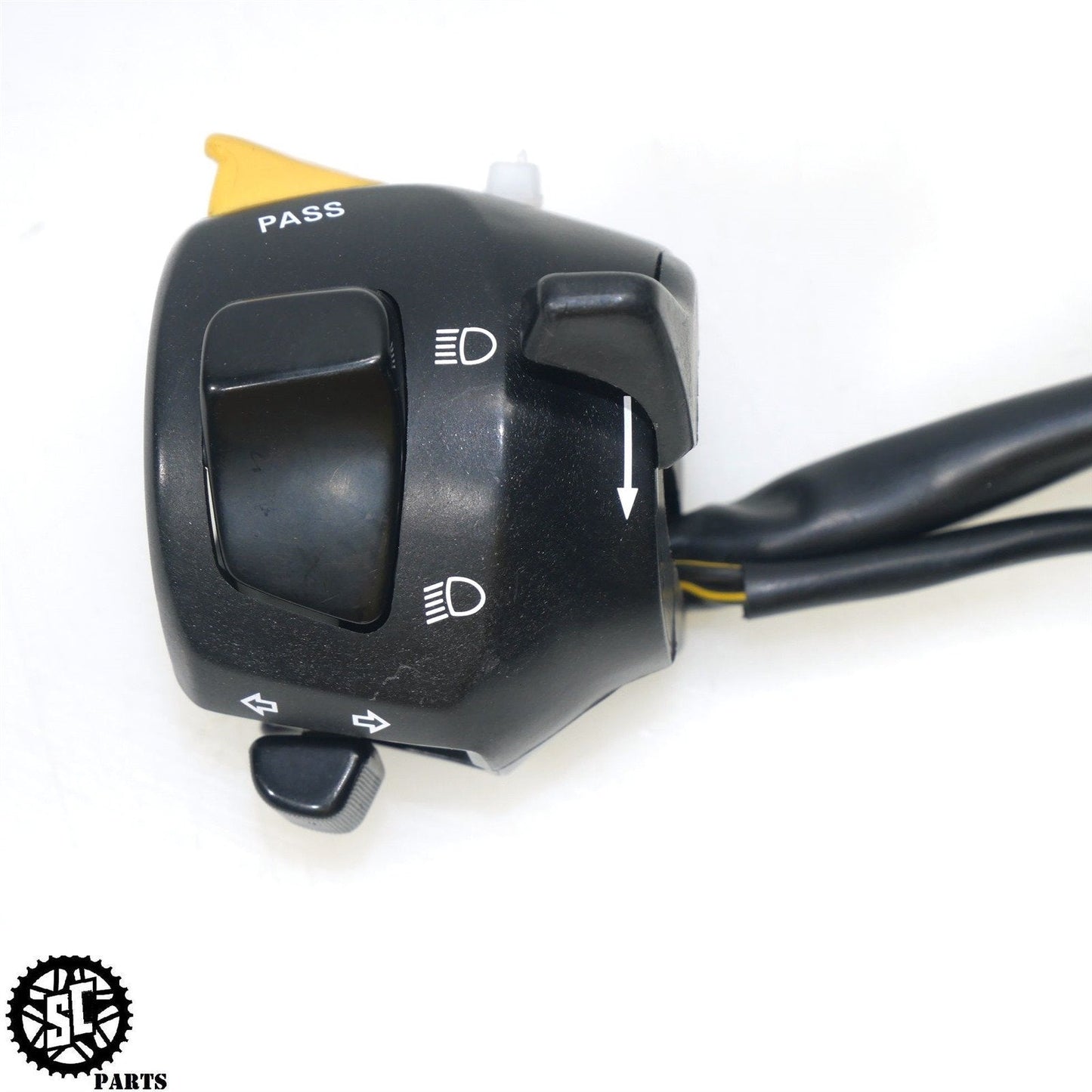 01 - 07 SUZUKI HAYABUSA LEFT CONTROL SWITCH 37400 - 24F10 S42 - SALVAGECYCLEPARTS